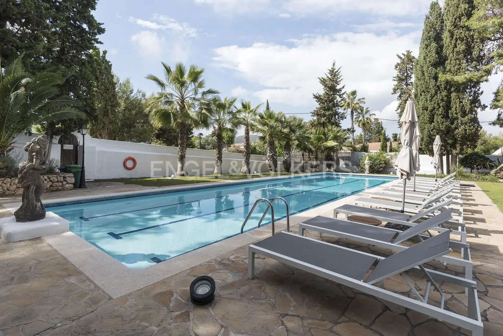 Swimming pool of Buildings for sale in Sant Pere de Ribes