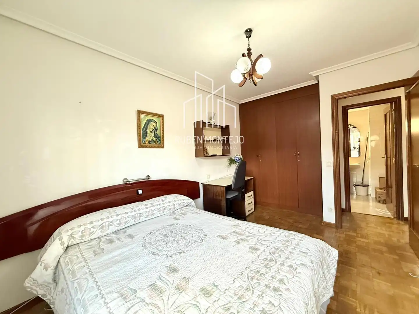 Bedroom of Flat for sale in Salamanca  with Heating, Terrace and Storage room