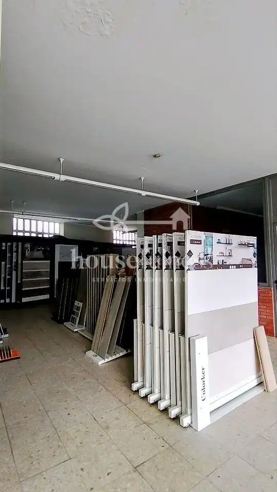 Local commercial à louer à Pontedeume, imagen 6