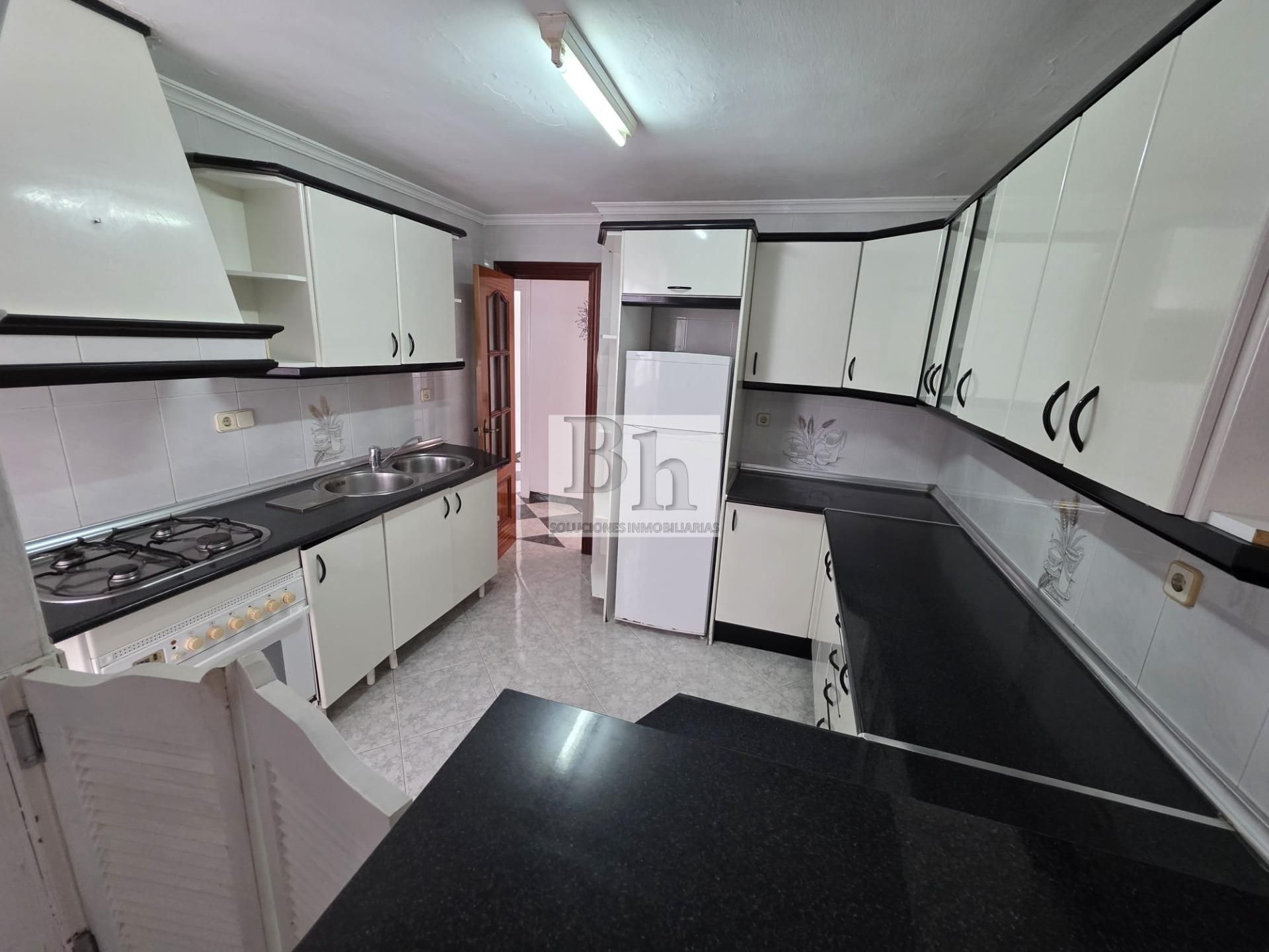 Cuina de Pis en venda en Málaga Capital amb Aire condicionat