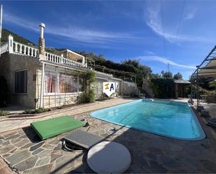 Piscina de Casa o xalet en venda en Alcaucín amb Terrassa, Traster i Piscina