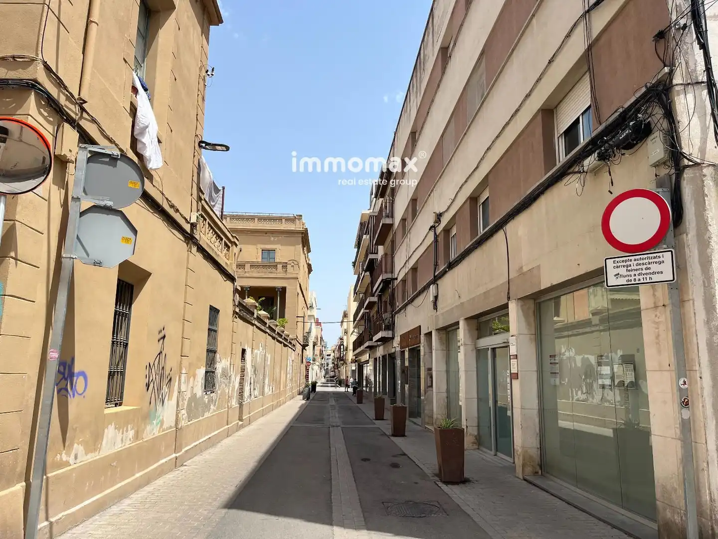 Vista exterior de Pis en venda en Vilanova i la Geltrú amb Aire condicionat, Calefacció i Moblat