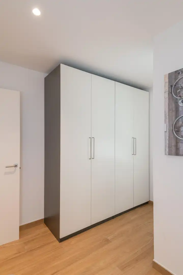Bedroom of Flat for rent in Girona  with Air Conditioner, Heating and Furnished
