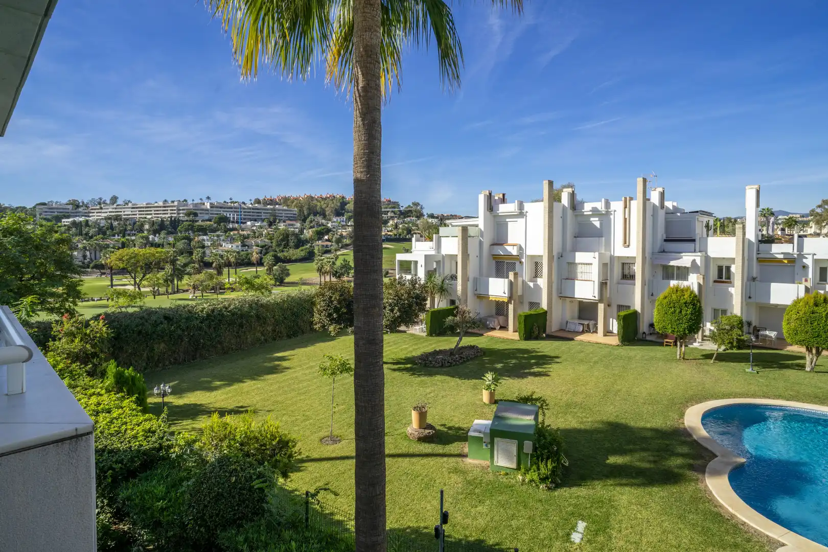 Apartment with pool for sale in Nueva Andalucía, imagen 18