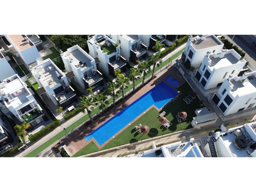 Swimming pool of Apartment for sale in Torrevieja  with Air Conditioner, Private garden and Furnished