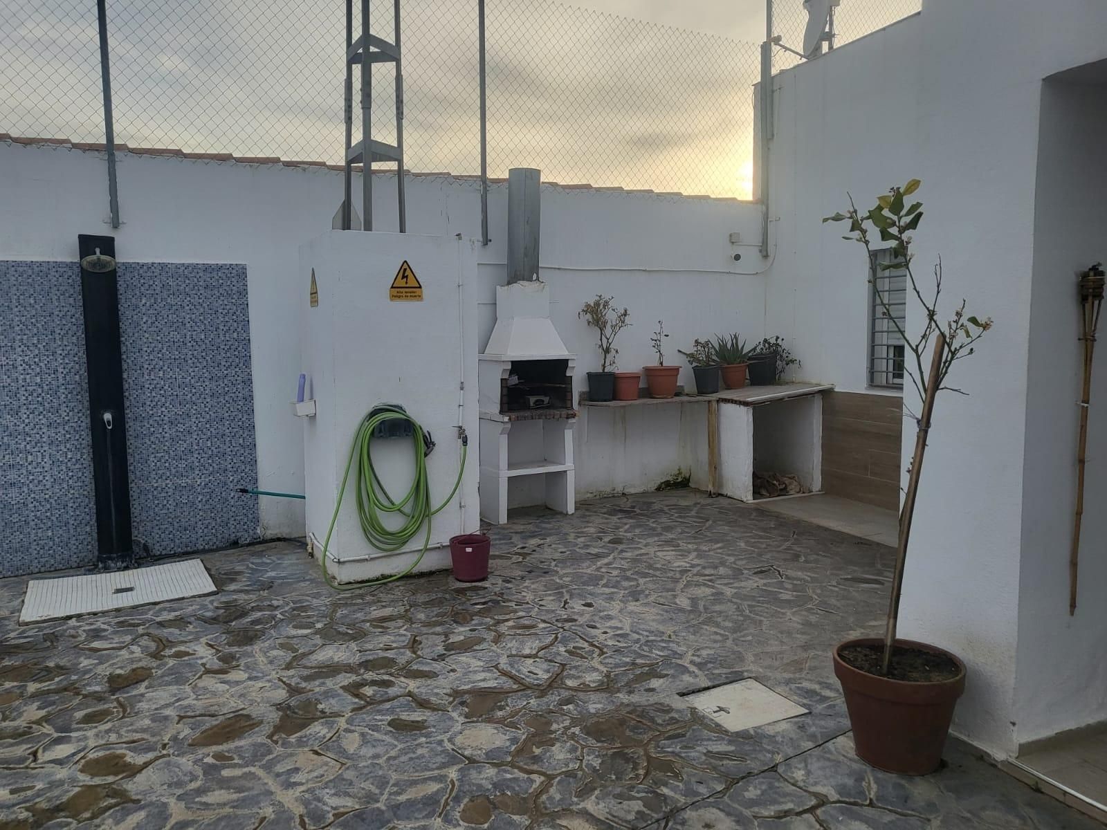 Terrace of House or chalet for sale in Barbate