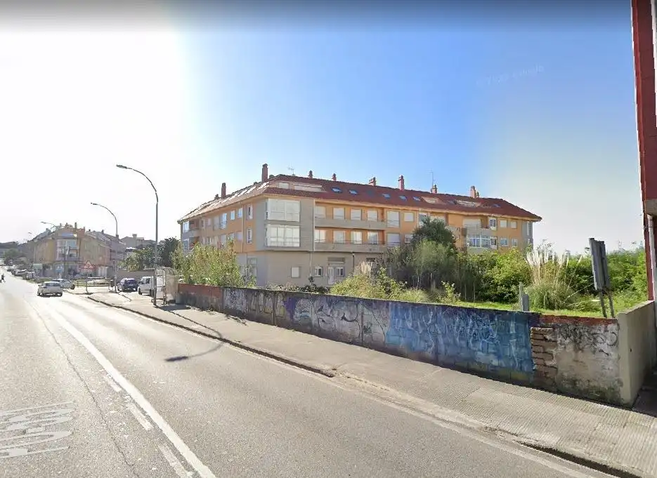 Residencial en venta en Avenida de Ourense, 84, Coiro