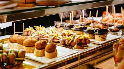 Foto 4 de Casa adosada en venda a Logroño - Hermanos Moroy, Casco Antiguo, La Rioja