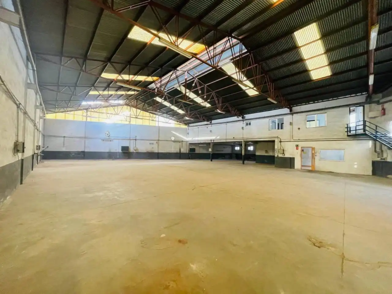 Nave industrial in vendita a Avenida Daniel Ayala, imagen 7