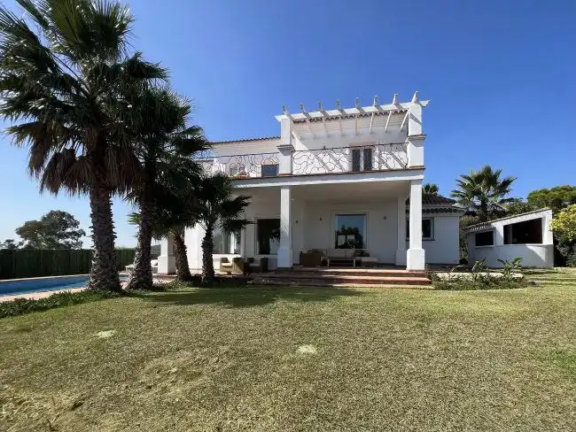 Chalet con piscina en alquiler en Chullera, imagen 3