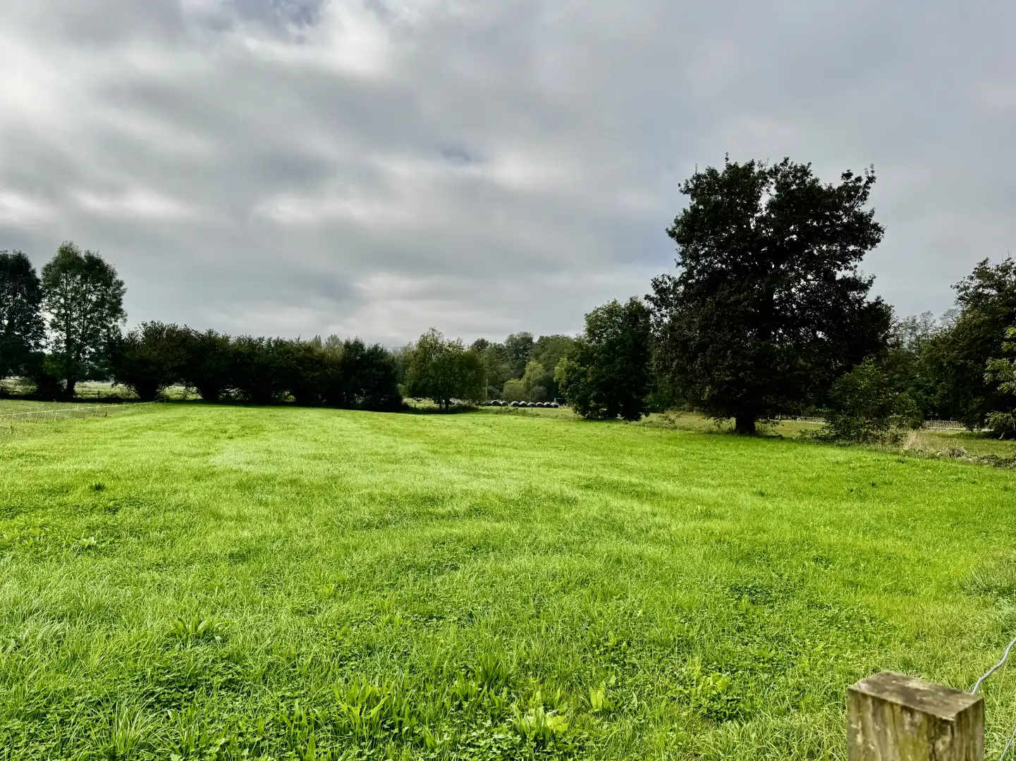 Grundstücke zum Verkauf in Saro