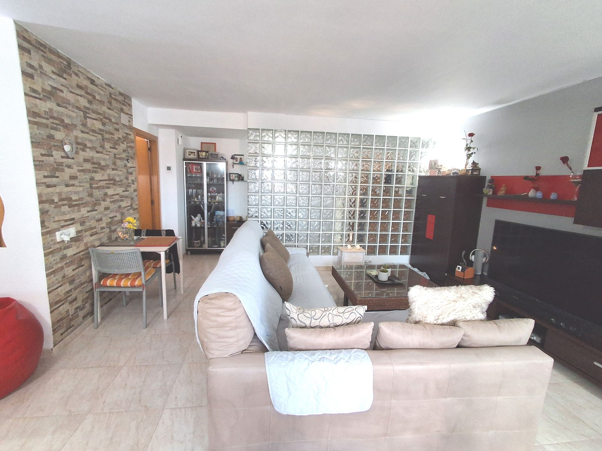 Sala d'estar de Apartament en venda en Mont-roig del Camp amb Aire condicionat, Terrassa i Forn