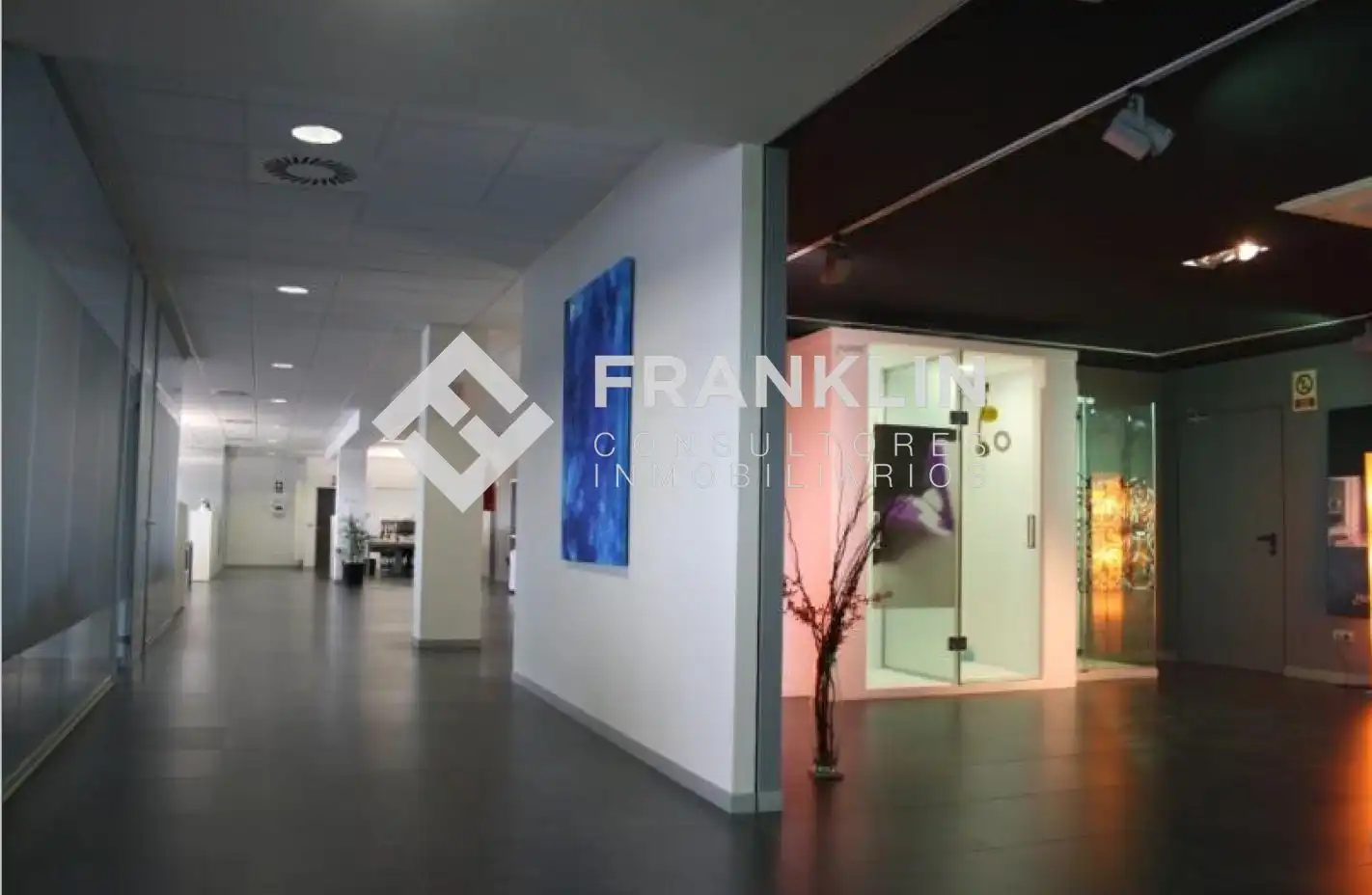 Nau industrial de lloguer a Carrer de la Física 2, imagen 10