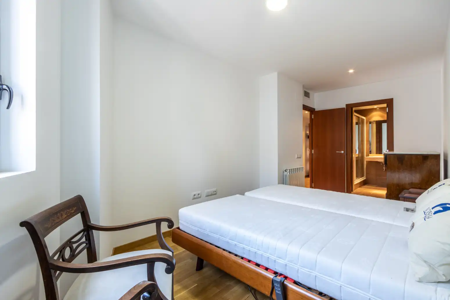 Dormitori de Pis en venda en Terrassa amb Aire condicionat, Calefacció i Parquet
