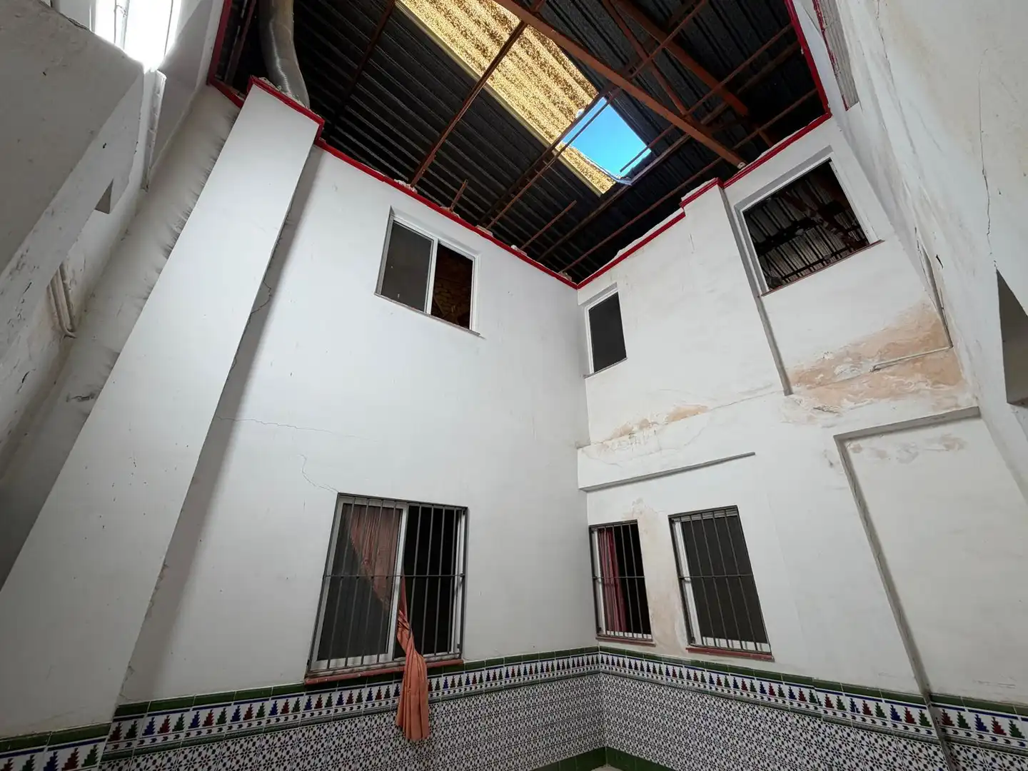 Immobles singulars amb ascensor en venda a Avenida Reyes Católicos, imagen 24