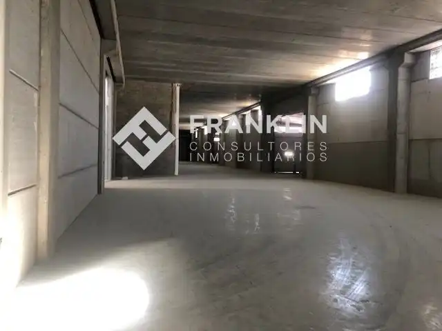 Fabrikhallen zur Miete in Celrà