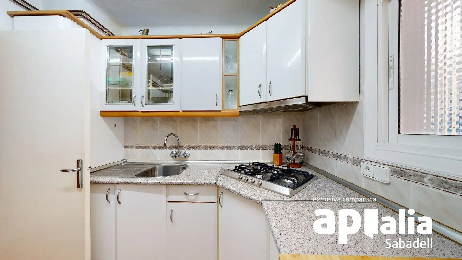 Cuina de Pis en venda en Cerdanyola del Vallès amb Aire condicionat, Calefacció i Parquet