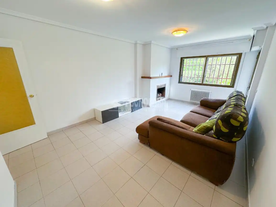 Sala de estar de Piso en venta en Collado Villalba con Calefacción, Terraza y Trastero