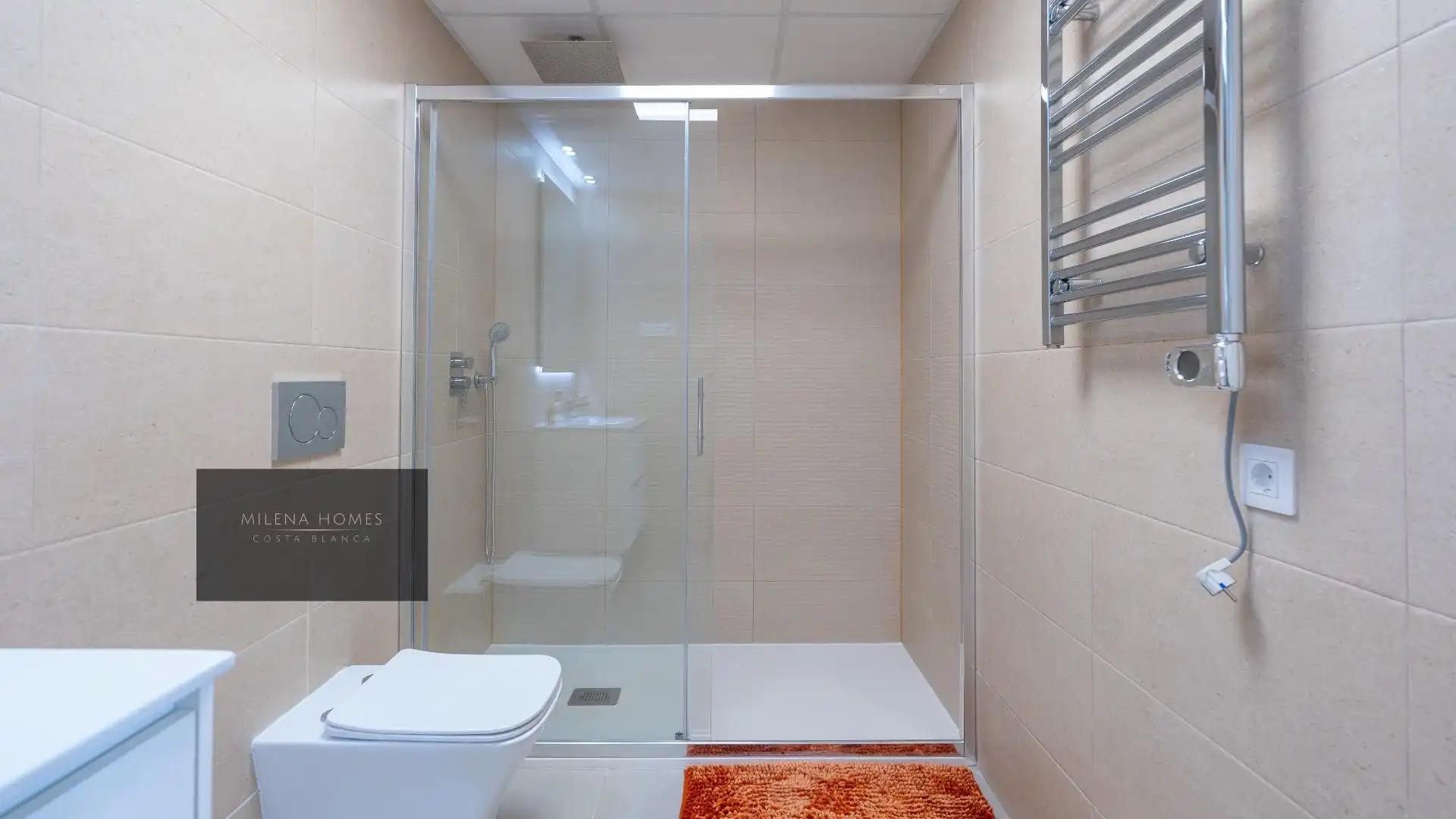Bany de Apartament en venda en Orihuela amb Aire condicionat, Calefacció i Jardí privat