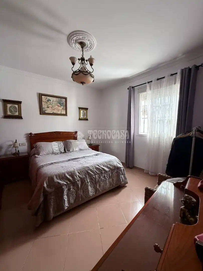Habitación de Casa o chalet en venta en Lebrija
