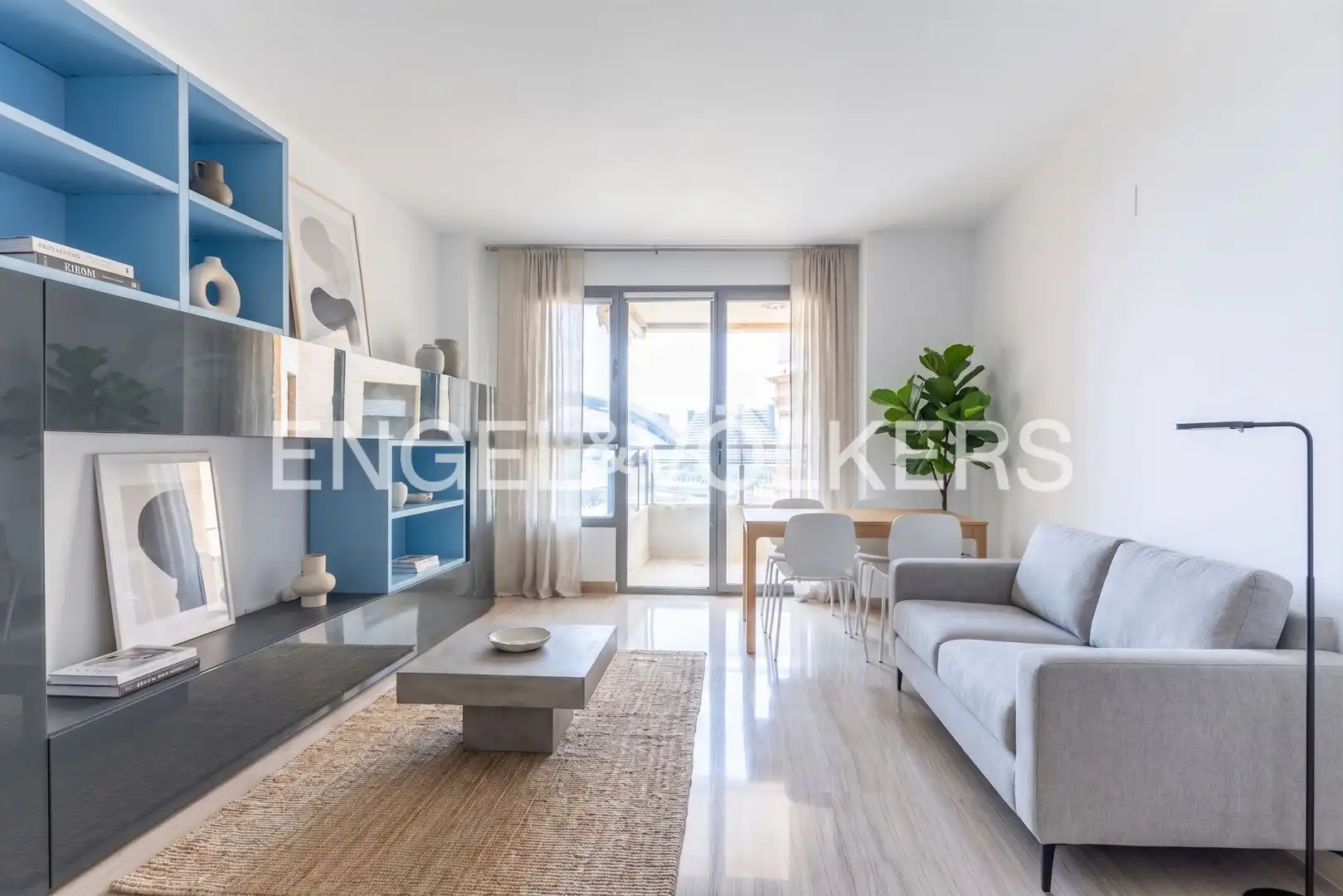Living room of Flat for sale in  Valencia Capital  with Air Conditioner, Heating and Private garden