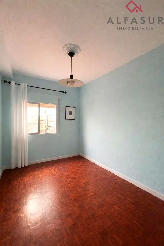 Piso en venta en González Anaya, Los Castillejos - La Trinidad