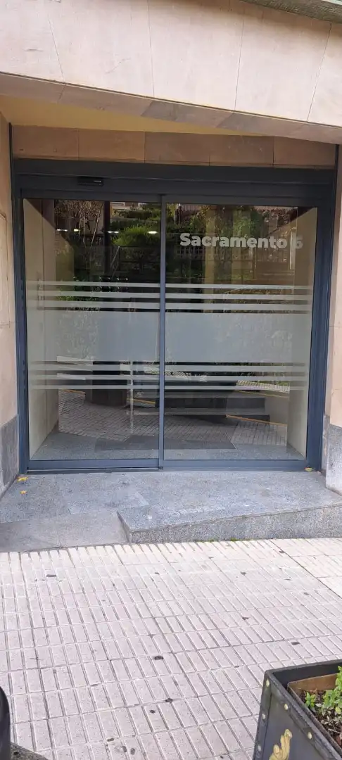 Pis en venda en Oviedo  amb Calefacció, Parquet i Traster