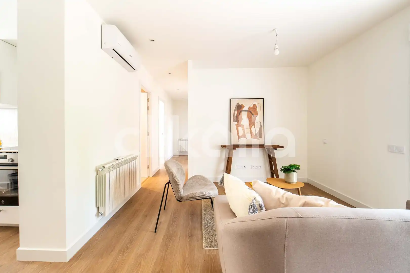 Wohnzimmer von Wohnung zum Verkauf in Madrid mit Klimaanlage, Heizung und Privatgarten