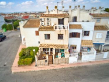 Bungalow mit Balkon zum Verkauf in Calle MURILLO