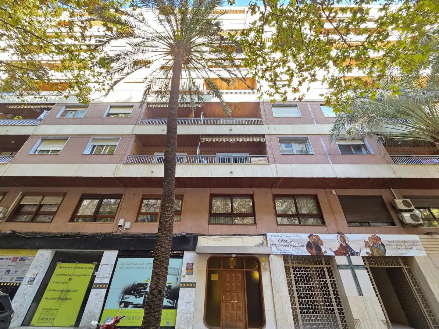 Vista exterior de Piso en venta en Gandia con Trastero y Balcón