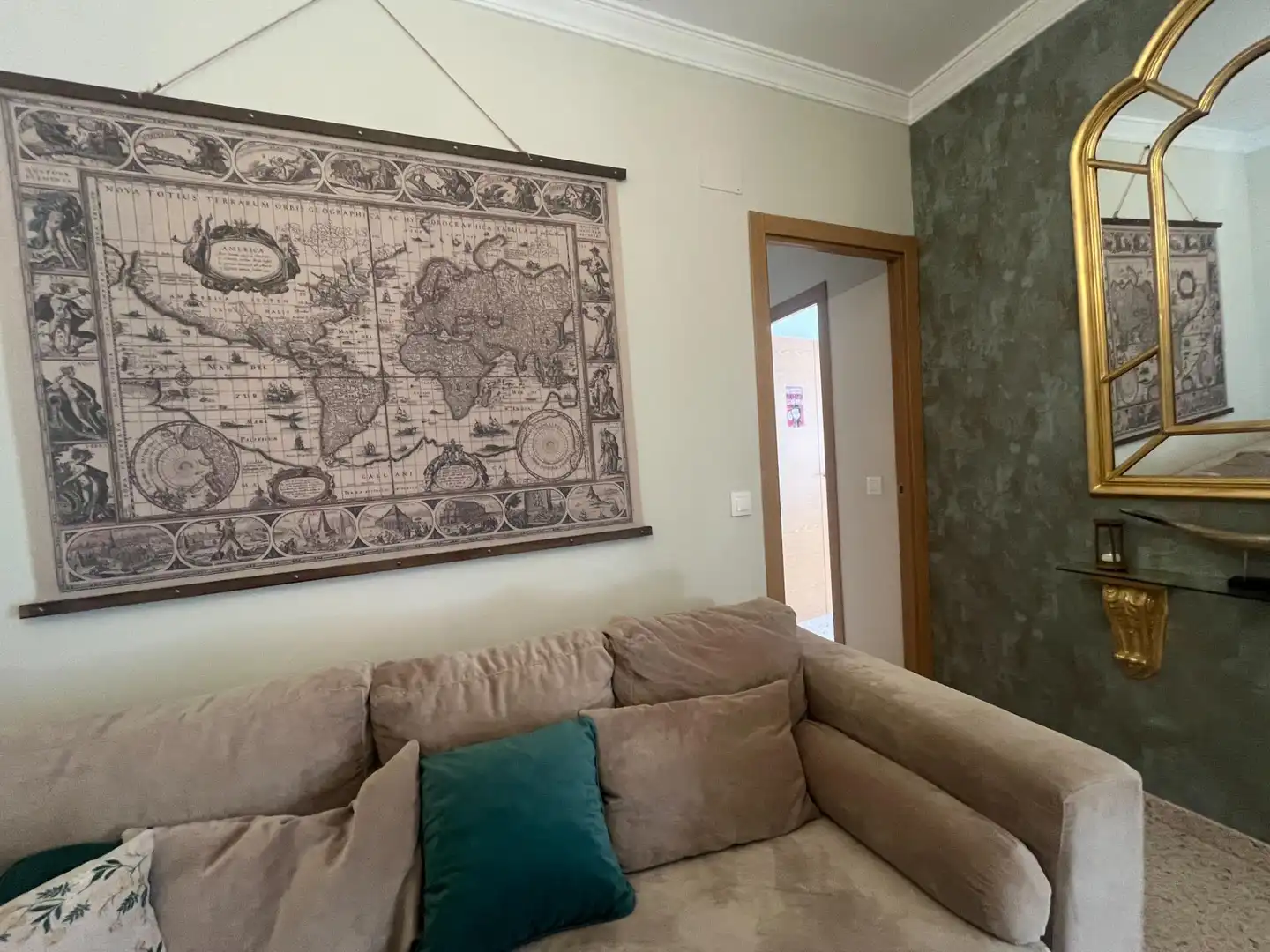 Sala d'estar de Planta baixa en venda en Jerez de la Frontera amb Aire condicionat, Calefacció i Jardí privat