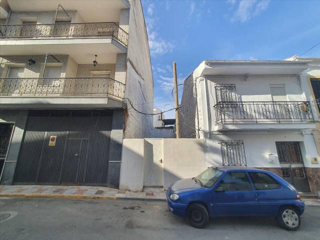 Terreno residencial en Venta en CL MESON  en Algarinejo
