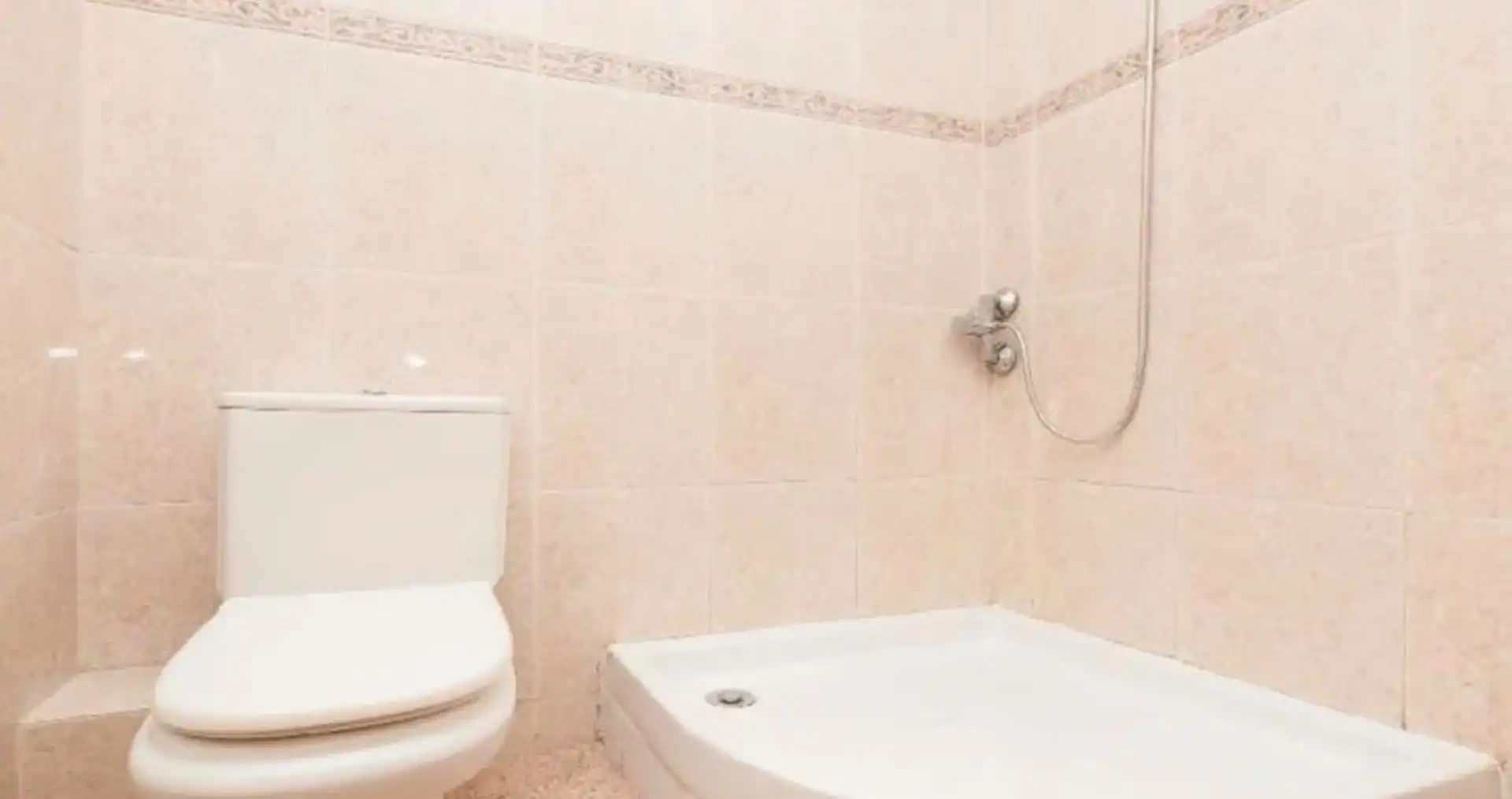 Bathroom of Flat for sale in Sabadell  with Balcony