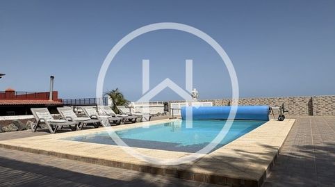 Dos casas con encanto más apartamento con vistas al mar en Arafo