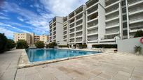Piscina de Pis en venda en L'Escala amb Terrassa i Piscina comunitària