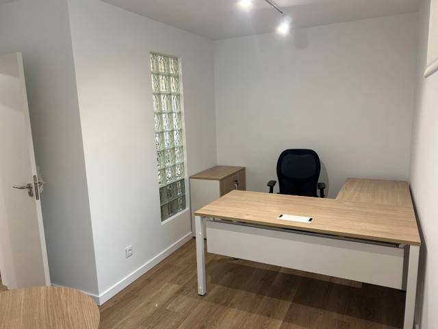 Oficina en Alquiler en Carrer Pardo Gimeno, 77 en Babel