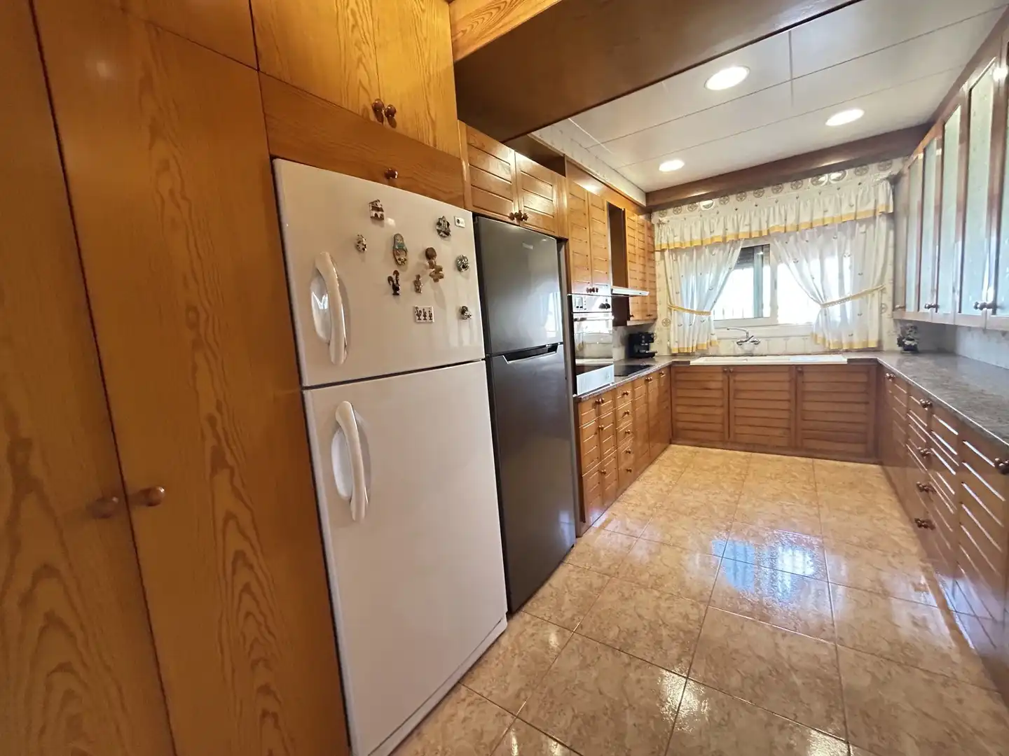 Cocina de Casa o chalet en venta en Viladecans con Aire acondicionado, Calefacción y Jardín privado