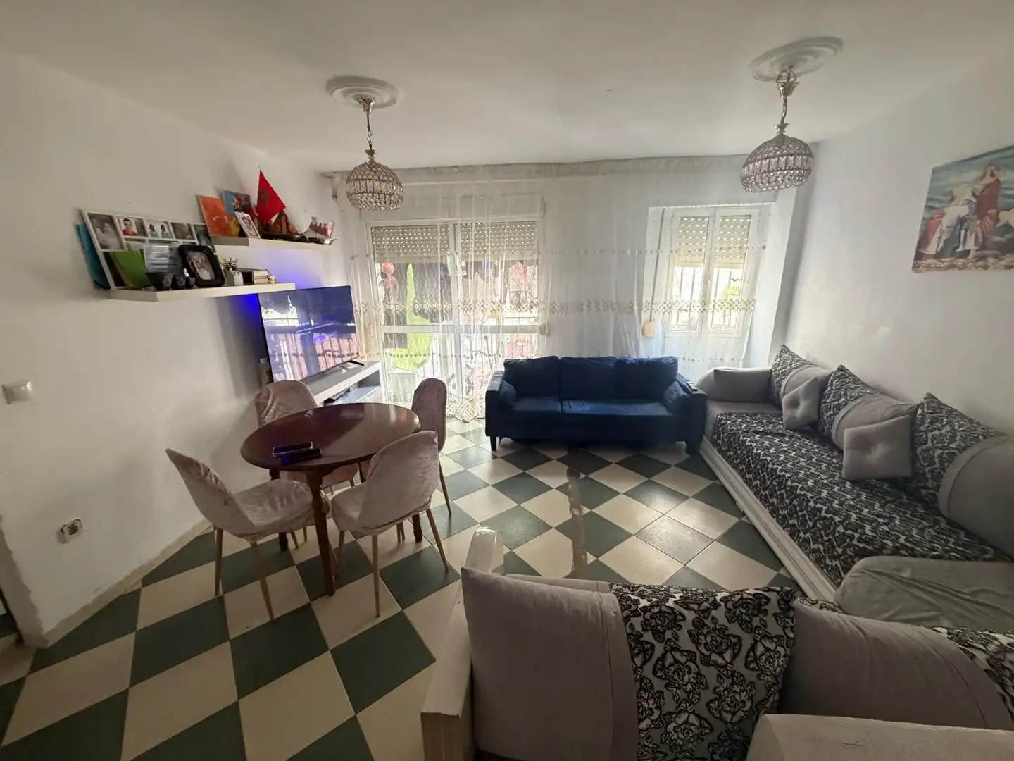 Sala d'estar de Pis en venda en San Juan de Aznalfarache amb Aire condicionat