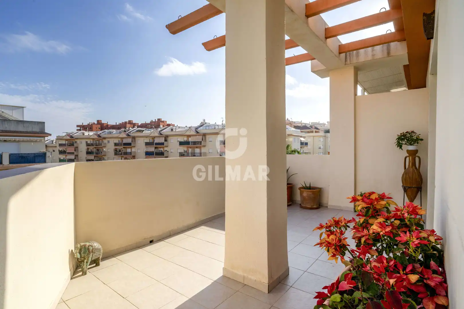 Terrassa de Àtic en venda en Estepona amb Calefacció, Piscina i Balcó