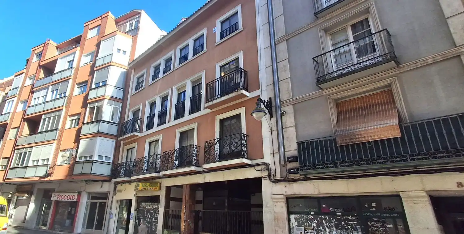Piso de alquiler en MACIAS PICAVEA, Centro