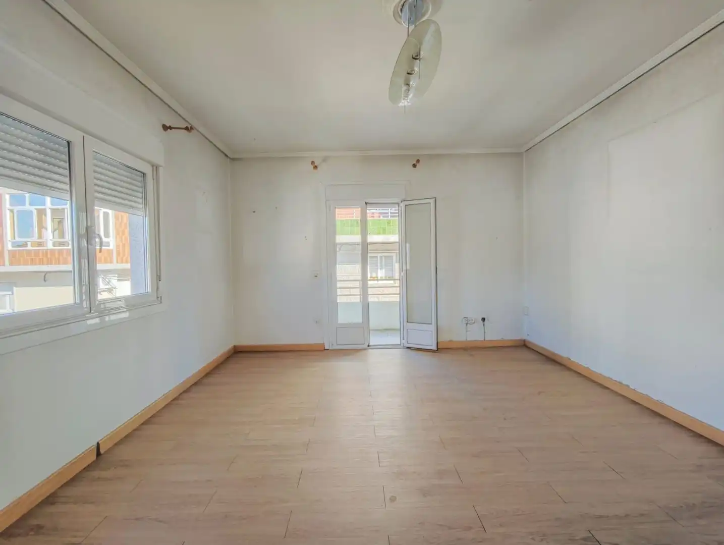 Haus mit Terrasse zum Verkauf in de Toén 6, imagen 35