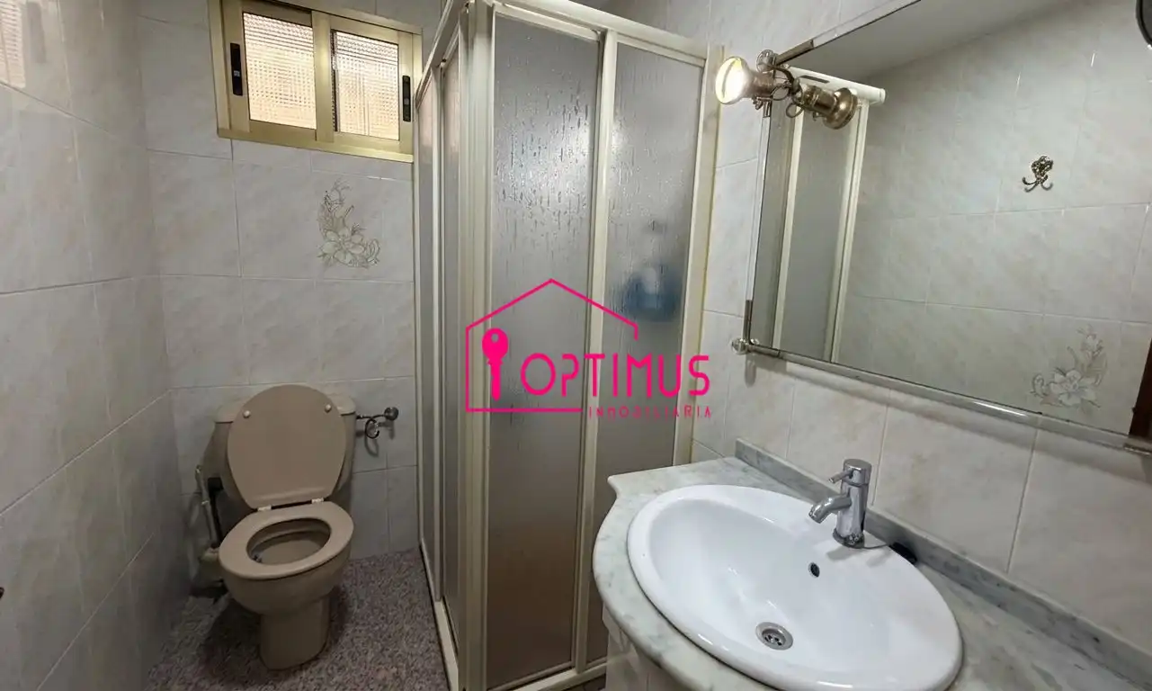 Bany de Apartament en venda en Valencia amb Terrassa, Traster i Balcó
