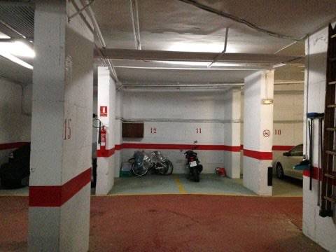 Garaje en Alquiler en Passeig de Valldaura, 162 en La Guineueta