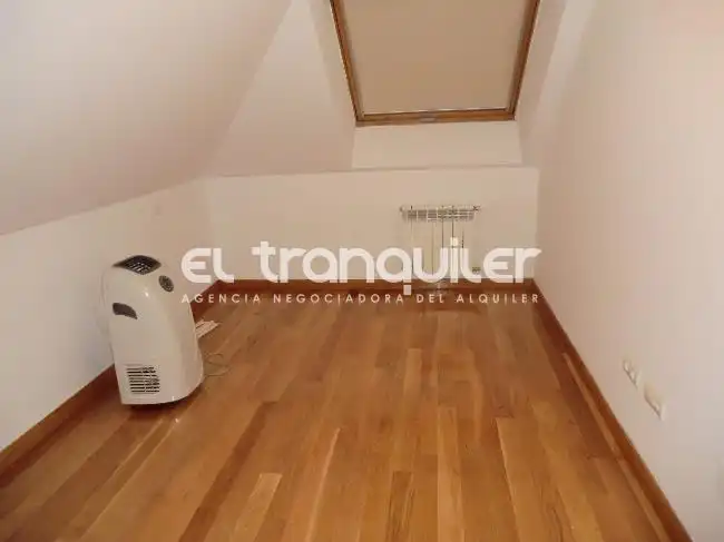 Dúplex de alquiler en Majadahonda con Trastero, Piscina y Lavadora