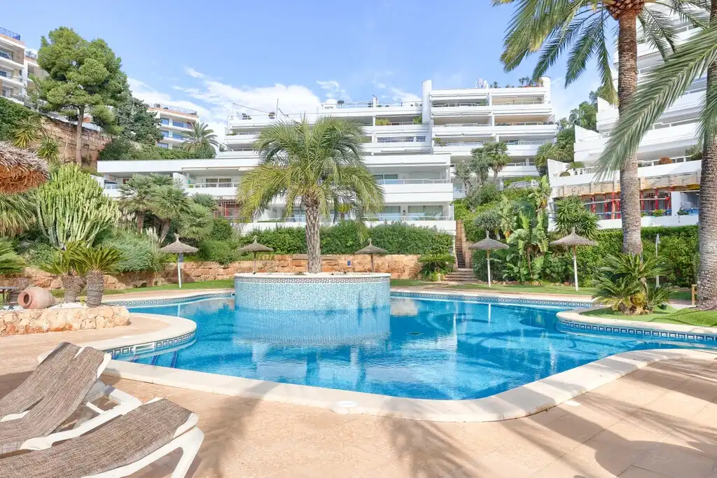 Piscina de Apartamento en venta en Calvià con Aire acondicionado, Jardín privado y Terraza