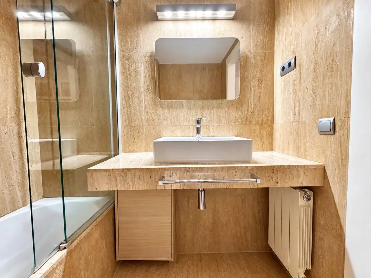 Baño de Dúplex en venta en Martinica – Ateneu
