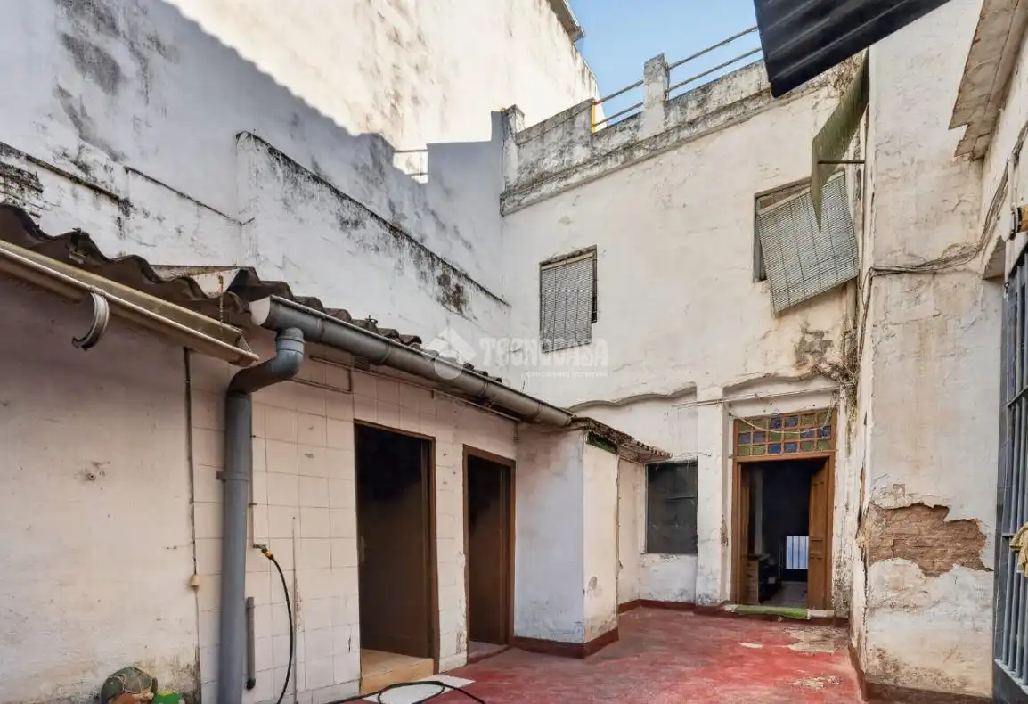 Vista exterior de Casa adosada en venda en Córdoba