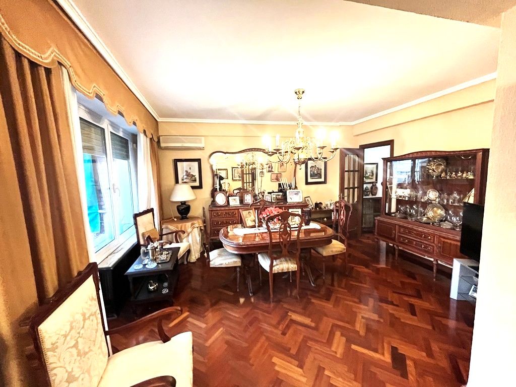 Piso en venta en Calle Marqués de Villores, Centro