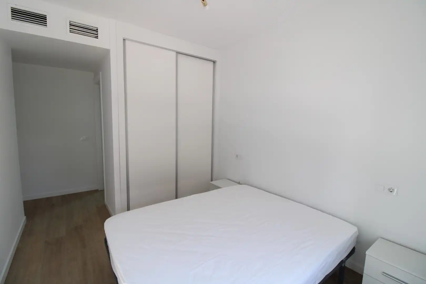 Schlafzimmer von Wohnung zur Miete in Murcia mit Klimaanlage, Heizung und Möbliert