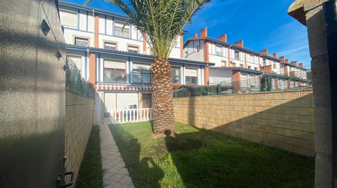 Foto 2 de Casa adosada de lloguer a Barrio de Santullán, 27c, Mioño - Santullán, Cantabria